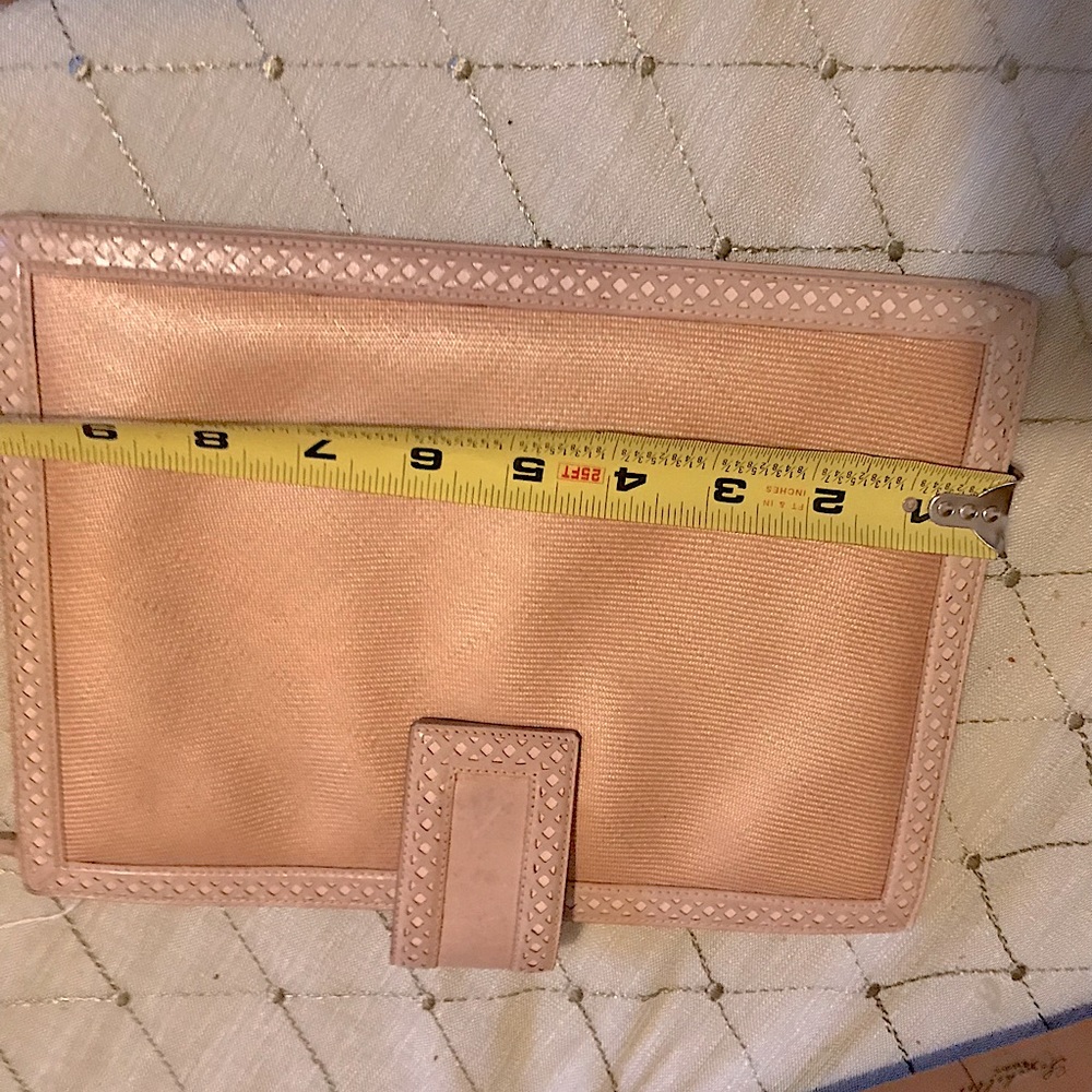 Beige clutch
